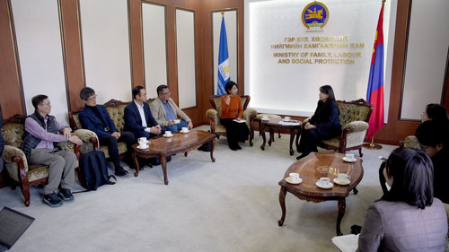 АХМАД НАСТНЫ ТУСЛАМЖ ҮЙЛЧИЛГЭЭНИЙ ДОЛООН ТӨВИЙГ ТОНОГ ТӨХӨӨРӨМЖӨӨР ХАНГАНА